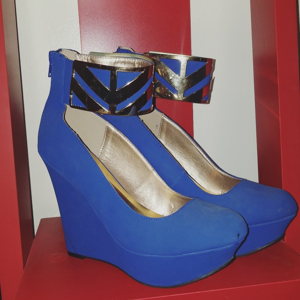 Womens heels size 8.5